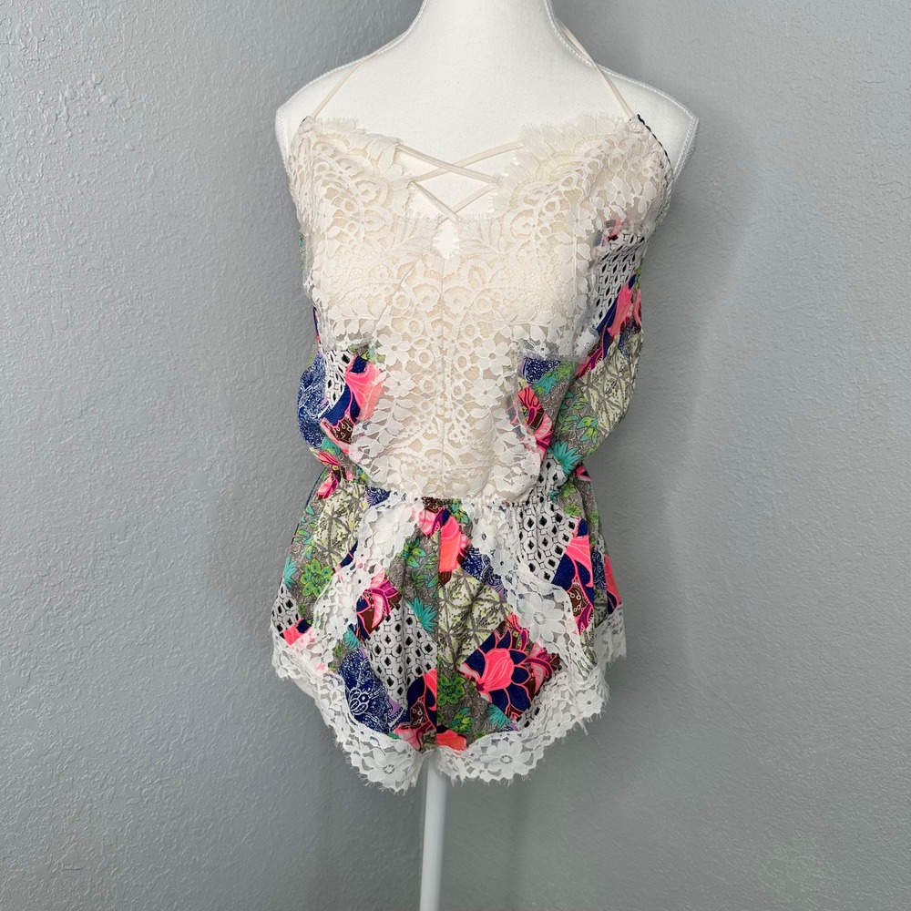 Victoria's Secret Bali Patchwork Lace Romper Women's Size‎ SMALL